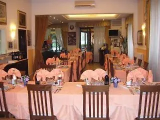 Chenno Hotel