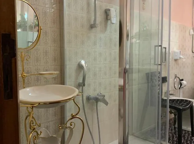 Chenno Hotel Subbiano